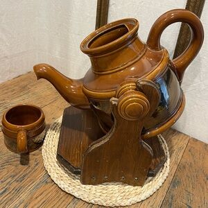 🤎Céramique de Beauce – Tilt teapot set with 3 mugs – 1977–78 Colonial Series